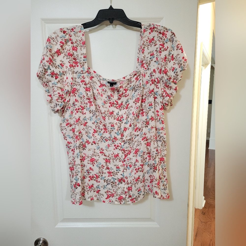 Torrid Floral Puff Sleeve Top